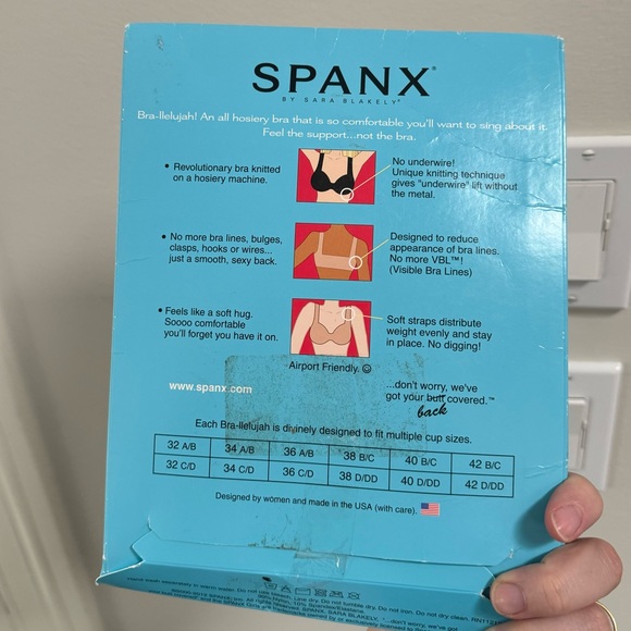 Spanx wireless bra black NWT 42 B/C - Picture 5 of 5